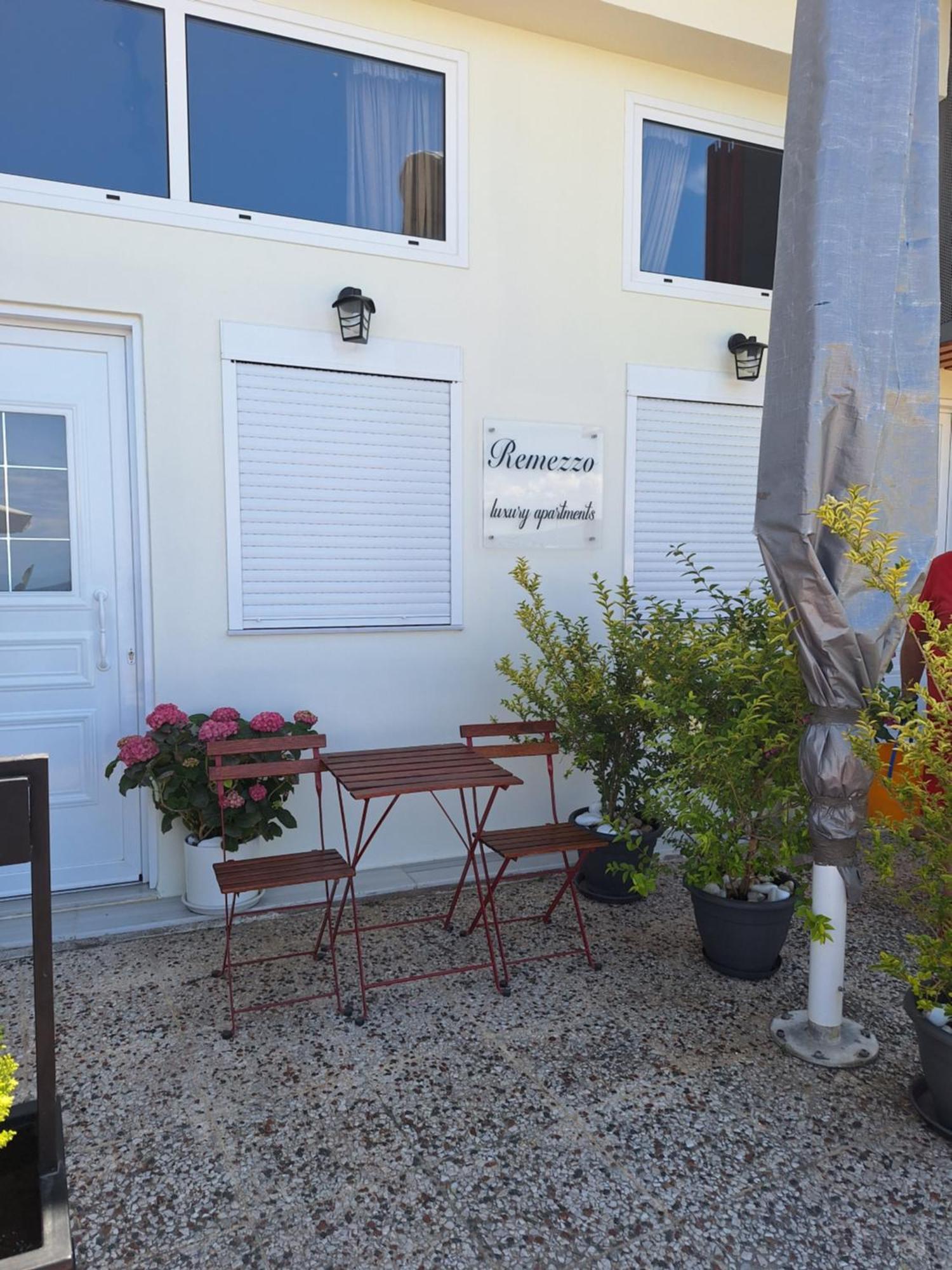 Remezzo Luxury * Koróni